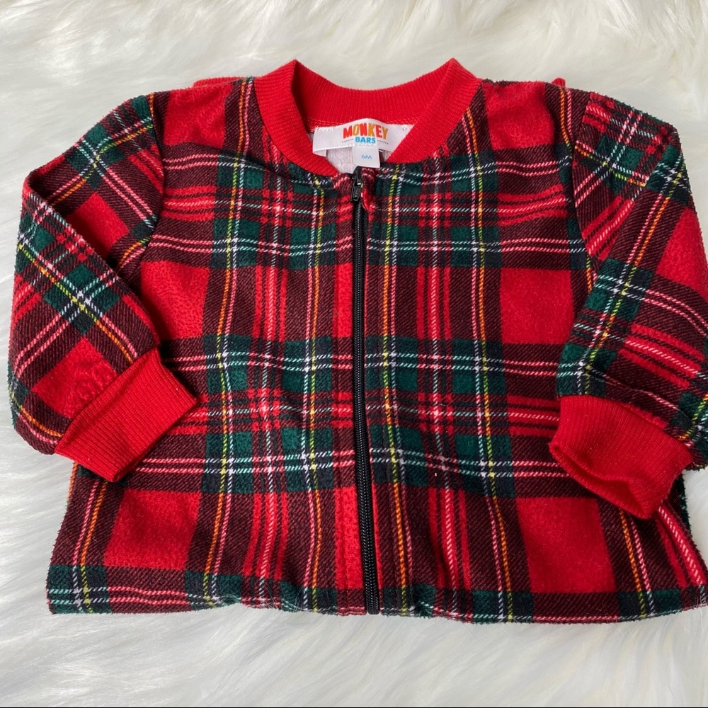 3/$15🎉 Plaid Christmas Pajamas 6M
